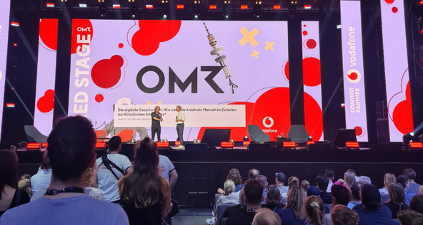 Vortrag von Richard David Precht und Markus Lanz auf der OMR 2023 in Hamburg